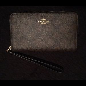 Coach Wristlet Wallet NWT